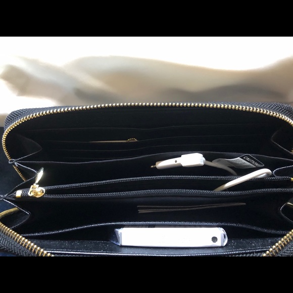 Wristlet Cell phone charger - Picture 5 of 5